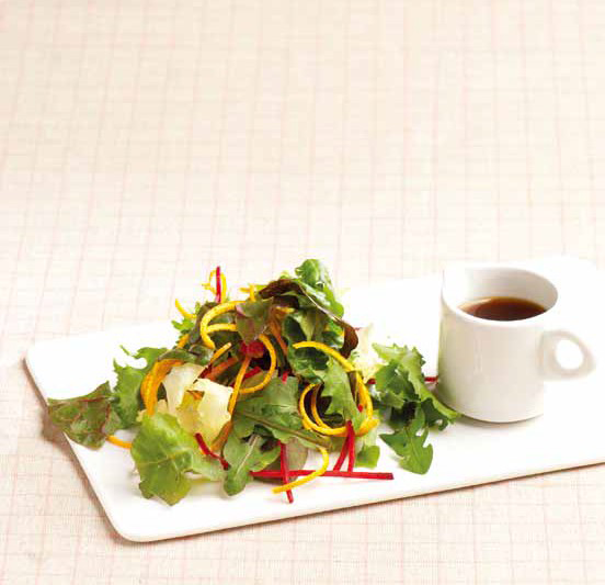 봄철 별미, 쌉쌀한 민들레 샐러드 효능 3가지