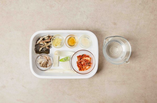 해물김치찌개, 푹 끓여야 진짜 맛있는 비법